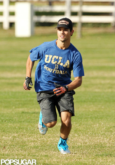 Taylor Lautner played football with friends in Calabasas, CA.
Taylor Lautner played football with friends in Calabasas, CA.