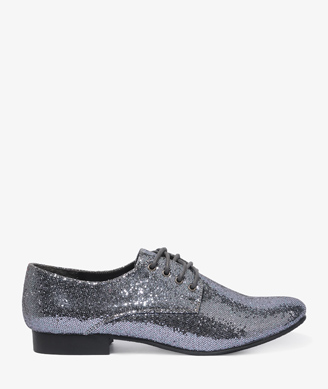 These Forever 21 Glittered Lace-Up Oxfords ($25) aren't just cute and comfy — but a steal for any NYE soiree.
These Forever 21 Glittered Lace-Up Oxfords ($25) aren't just cute and comfy — but a steal for any NYE soiree.