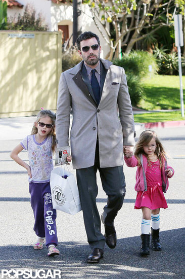 Ben Affleck and His Girls Make a Williams-Sonoma Stop Ben Affleck and His Girls Make a Williams-Sonoma Stop
