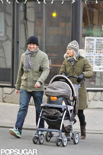 Claire Danes and Hugh Take Baby Cyrus For a Holiday Stroll Claire Danes and Hugh Take Baby Cyrus For a Holiday Stroll
