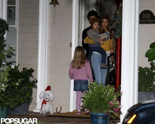 Miranda Kerr and Orlando Bloom Reunite in LA With Flynn Miranda Kerr and Orlando Bloom Reunite in LA With Flynn