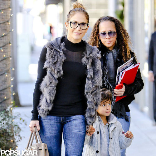J Lo Preps to Kick Off the New Year With Jason Statham J Lo Preps to Kick Off the New Year With Jason Statham