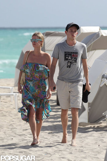 Nicky Hilton and boyfriend James Rothschild walked hand in hand out of the beach.
Nicky Hilton and boyfriend James Rothschild walked hand in hand out of the beach.