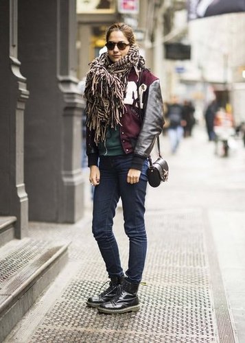 Warm your sporty wear with high-impact accessories.
Source: Adam Katz Sinding
Warm your sporty wear with high-impact accessories.
Source: Adam Katz Sinding
