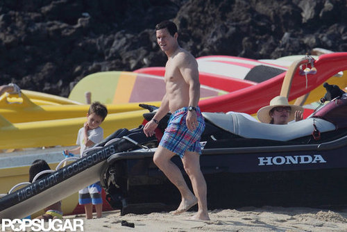 Mark Wahlberg walked the beach in Hawaii solo.
Mark Wahlberg walked the beach in Hawaii solo.