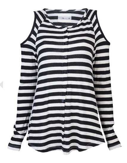 We seriously dig the cutout shoulders on this 19 4T striped top ($198). With a pair of black leather leggings and red pumps, it'll really do some stunning.
We seriously dig the cutout shoulders on this 19 4T striped top ($198). With a pair of black leather leggings and red pumps, it'll really do some stunning.