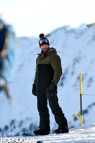 Jason Statham and Rosie Huntington-Whiteley Show PDA on the Slopes Jason Statham and Rosie Huntington-Whiteley Show PDA on the Slopes