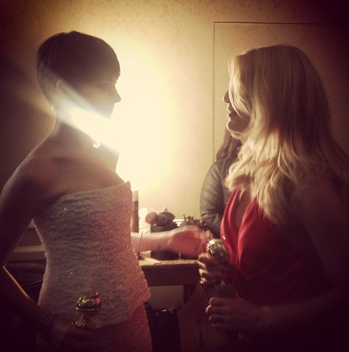 Winners Anne Hathaway and Claire Danes shared a moment backstage.
Source: Instagram user goldenglobes
Winners Anne Hathaway and Claire Danes shared a moment backstage.
Source: Instagram user goldenglobes