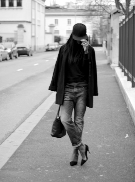 http://stylesbyassitan.blogspot.fr/2013/01/baseball-cap-boyfriend-jeans.html
