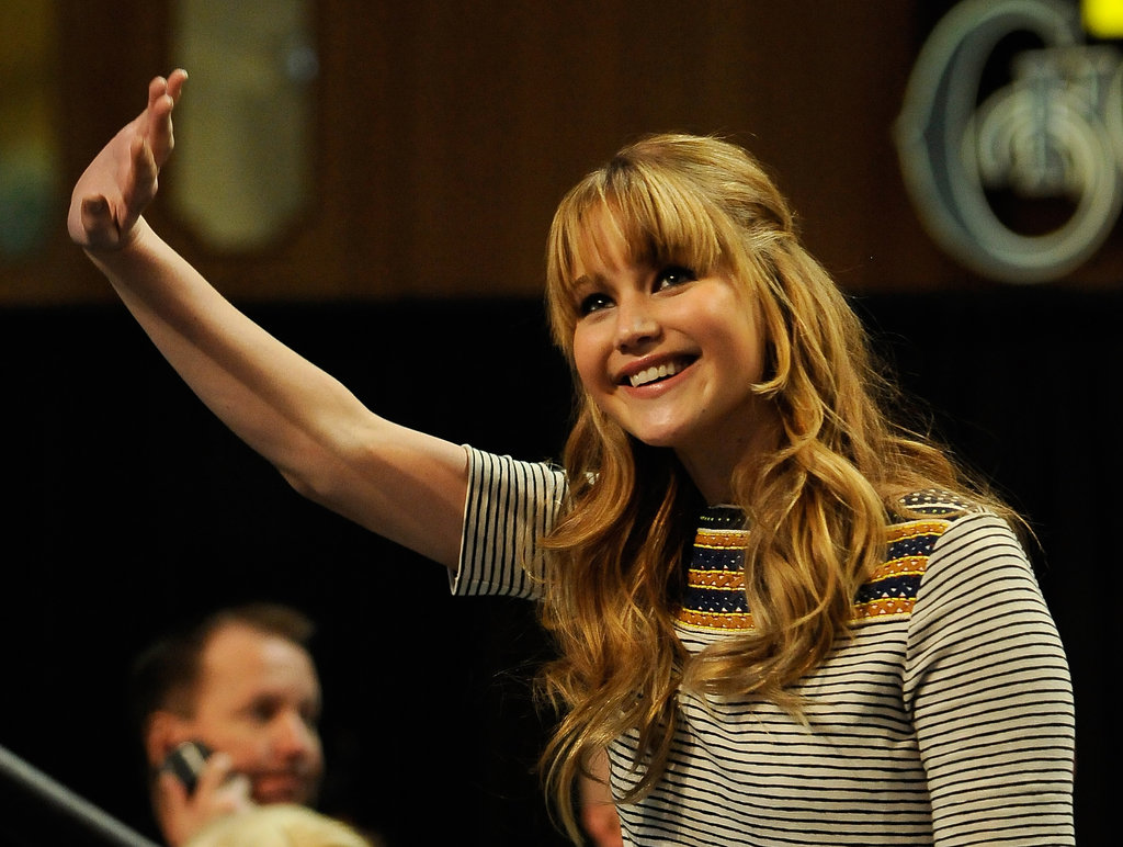 Jennifer told Chelsea Handler about mall tours in 2012:
"I just wait there until they're finished screaming . . . I felt like a Backstreet Boy."
Jennifer told Chelsea Handler about mall tours in 2012:
"I just wait there until they're finished screaming . . . I felt like a Backstreet Boy."