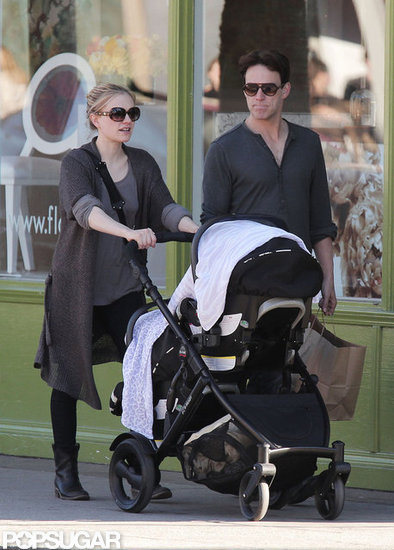 Stephen Moyer and Anna Paquin walked with their twins in LA.
Stephen Moyer and Anna Paquin walked with their twins in LA.