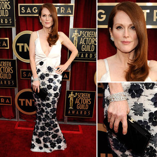 Julianne Moore Stuns in Low-Cut Chanel the 2013 SAG Awards