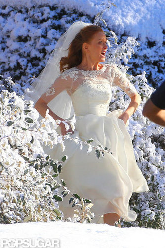 Jayma Mays filmed a scene for Glee while wearing a wedding dress.
Jayma Mays filmed a scene for Glee while wearing a wedding dress.