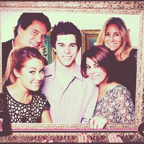 Lauren Conrad shared her family portrait.
Source: Instagram user laurenconrad
Lauren Conrad shared her family portrait.
Source: Instagram user laurenconrad
