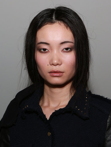"We want her to look like she put her liner on and didn't really look in the mirror," Soane said. "We're keeping the liner looking messy, effortless, and cool." The makeup look was finished off with subtle touches. Soane swept a wash of pink across the cheeks and a soft pink on the lips.
"We want her to look like she put her liner on and didn't really look in the mirror," Soane said. "We're keeping the liner looking messy, effortless, and cool." The makeup look was finished off with subtle touches. Soane swept a wash of pink across the cheeks and a soft pink on the lips.