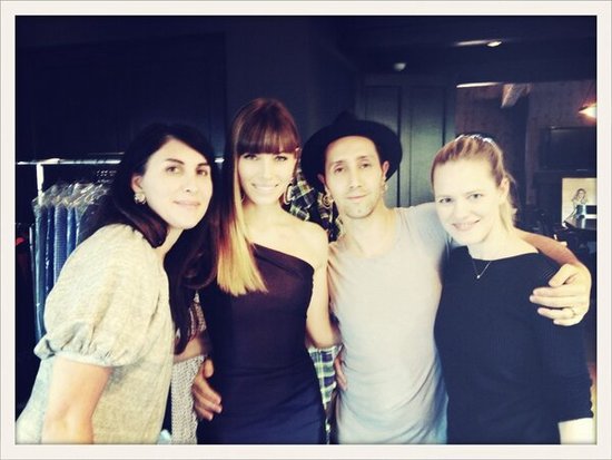 Jessica Biel tweeted a picture of her with her "dream team."
Source: Twitter user JessicaBiel
Jessica Biel tweeted a picture of her with her "dream team."
Source: Twitter user JessicaBiel