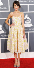 Alexa Chung(2013 Grammy Awards)