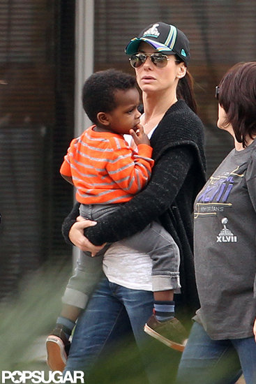 Sandra Bullock took her son, Louis, to the Audubon Zoo in New Orleans, LA.
Sandra Bullock took her son, Louis, to the Audubon Zoo in New Orleans, LA.