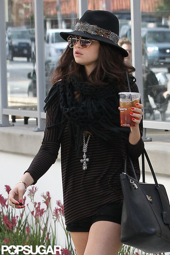 Selena Gomez Grabs Lunch Following a Reported Night With Justin Bieber Selena Gomez Grabs Lunch Following a Reported Night With Justin Bieber