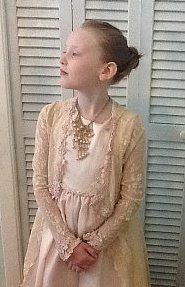 8-Year-Old Girl Dresses in a New Costume Everyday (PHOTOS)