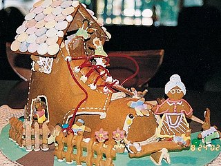 15 Awe-Inspiring Gingerbread Houses (PHOTOS)