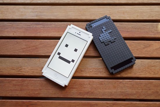 Old school meets cutting-edge new school with the iPhone 5 Big Big Pixel Bumper ($27).
Old school meets cutting-edge new school with the iPhone 5 Big Big Pixel Bumper ($27).
