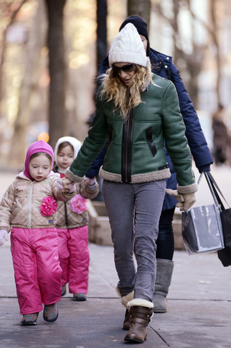 Sarah Jessica Parker managed to look comfy and cool while braving the NYC chill. She matched a white beanie with a Gerard Darel green leather and shearling jacket, gray corduroys, and cozy shearling boots.
Sarah Jessica Parker managed to look comfy and cool while braving the NYC chill. She matched a white beanie with a Gerard Darel green leather and shearling jacket, gray corduroys, and cozy shearling boots.