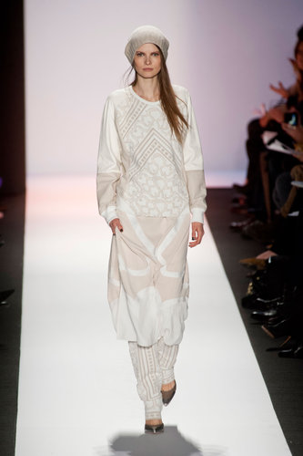 BCBG Max Azria Fall 2013
BCBG Max Azria Fall 2013