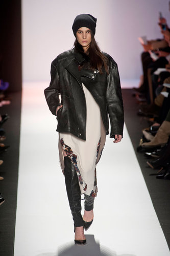 BCBG Max Azria Fall 2013
BCBG Max Azria Fall 2013