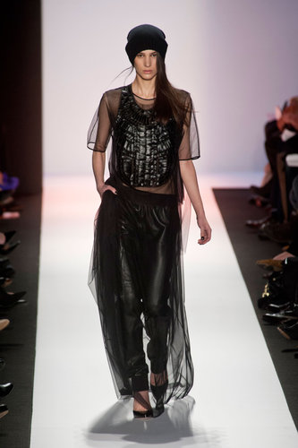 BCBG Max Azria Fall 2013
BCBG Max Azria Fall 2013