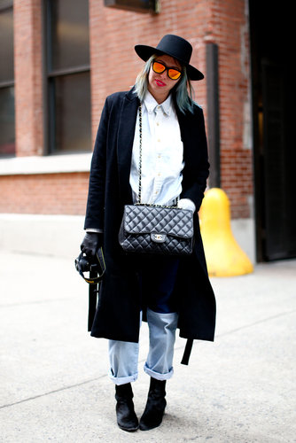 Boyfriend jeans get a serious makeover with luxe add-ons.
Boyfriend jeans get a serious makeover with luxe add-ons.