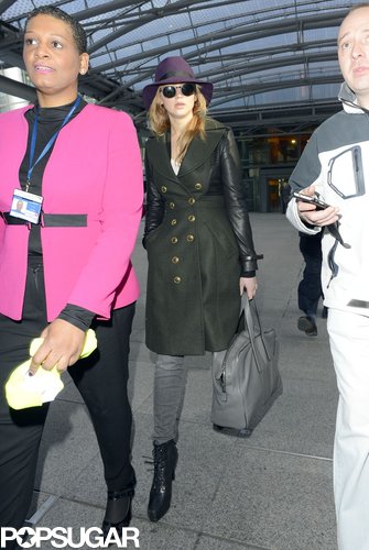 Jennifer Lawrence Lands in London to Prep For the BAFTAs Jennifer Lawrence Lands in London to Prep For the BAFTAs