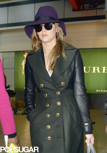 Jennifer Lawrence Lands in London to Prep For the BAFTAs Jennifer Lawrence Lands in London to Prep For the BAFTAs