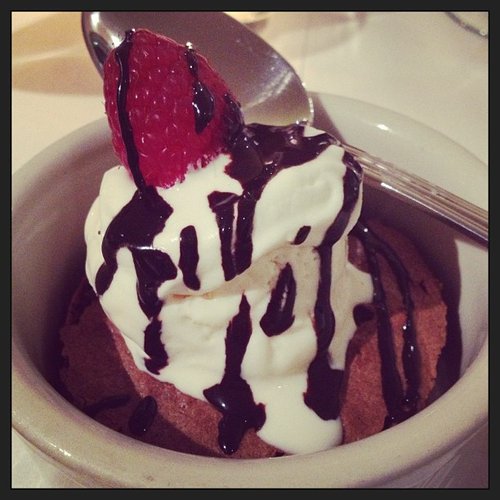 The perfect pre-Fashion Week treat: a brownie sundae.
The perfect pre-Fashion Week treat: a brownie sundae.