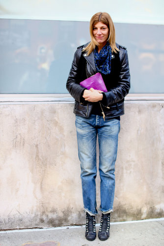 Grunge-chic in boyfriend jeans and an oversize biker jacket.
Grunge-chic in boyfriend jeans and an oversize biker jacket.