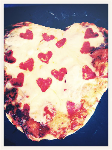 Even the pizza fit in perfectly with the love-filled luncheon.
Source: Jenny Cookies
Even the pizza fit in perfectly with the love-filled luncheon.
Source: Jenny Cookies