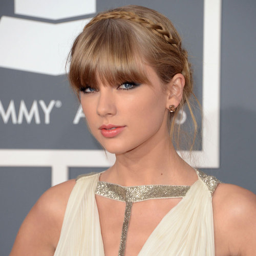 Pictures of Taylor Swift at the 2013 Grammy Awards