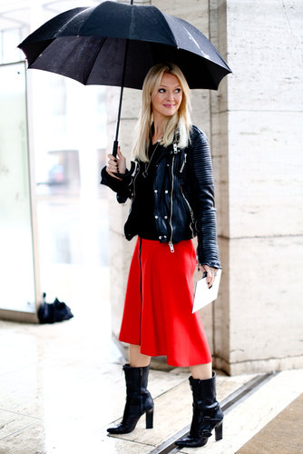 Marie Claire's Zanna Roberts Rossi mixed a bold red skirt with a cool-girl leather jacket and staple boots.
Marie Claire's Zanna Roberts Rossi mixed a bold red skirt with a cool-girl leather jacket and staple boots.