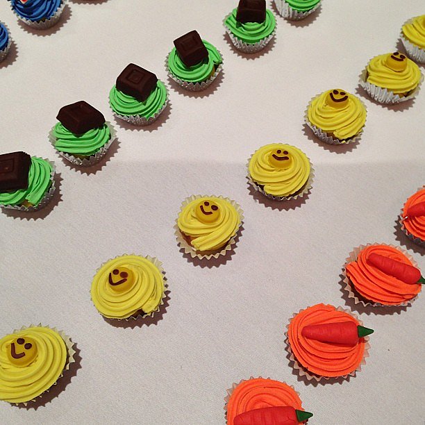 These super-realistic-looking cupcakes were made using Play-Doh's newest product — Play-Doh Plus.
These super-realistic-looking cupcakes were made using Play-Doh's newest product — Play-Doh Plus.