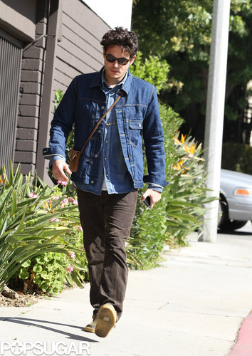 John Mayer took a walk in Beverly Hills.
John Mayer took a walk in Beverly Hills.