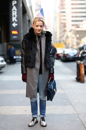 Fur countered a smart coat and metallic oxfords.
Fur countered a smart coat and metallic oxfords.