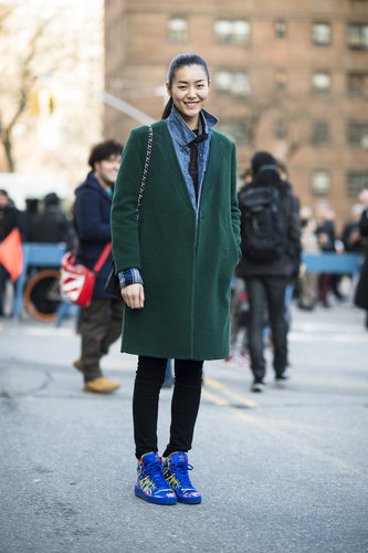 Gorgeous, understated outerwear got a fresh update with high-wattage high-tops.
Source: Le 21ème | Adam Katz Sinding
Gorgeous, understated outerwear got a fresh update with high-wattage high-tops.
Source: Le 21ème | Adam Katz Sinding