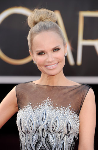 Kristin Chenoweth on the red carpet at the Oscars 2013.
Kristin Chenoweth on the red carpet at the Oscars 2013.