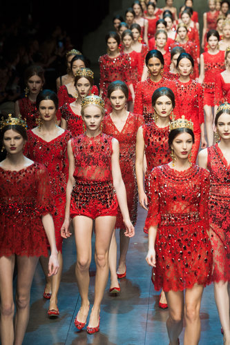 Dolce & Gabbana Fall 2013
Dolce & Gabbana Fall 2013