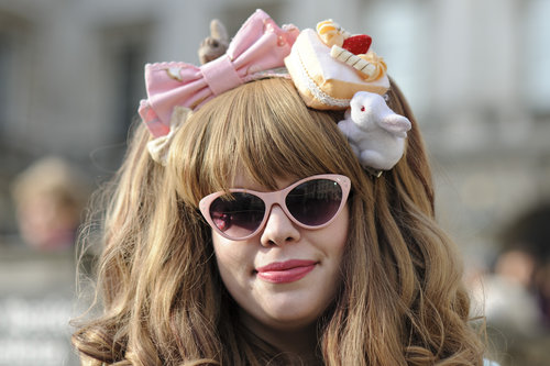 Who says femininity has to stop with your lipstick? Tasty cakes and bunnies made for a fabulous fascinator.
Who says femininity has to stop with your lipstick? Tasty cakes and bunnies made for a fabulous fascinator.