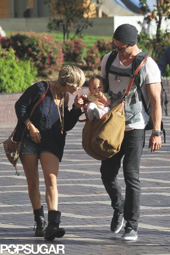 Chris Hemsworth and Elsa Pataky Stroll in Sydney With Baby India Chris Hemsworth and Elsa Pataky Stroll in Sydney With Baby India