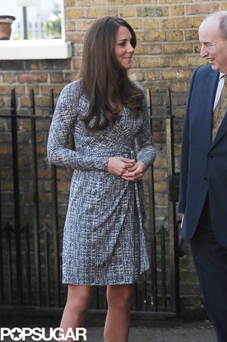 Kate Middleton Shows Her Baby Bump as She Gets Back to Royal Work! Kate Middleton Shows Her Baby Bump as She Gets Back to Royal Work!
