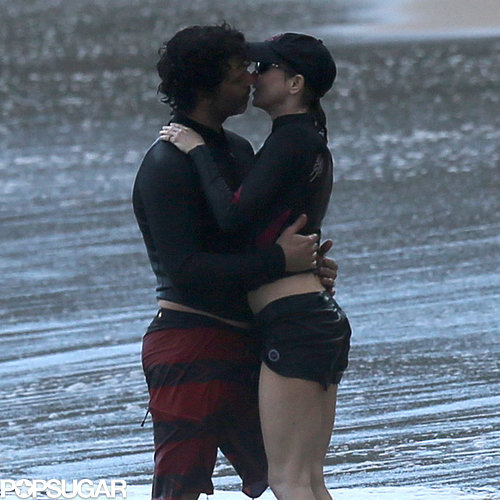 Renée Zellweger Shows PDA During a Beach Getaway With Her Boyfriend Renée Zellweger Shows PDA During a Beach Getaway With Her Boyfriend