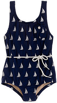 Girls' rope tank in sailboats