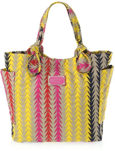 Pretty Nylon Medium Tate